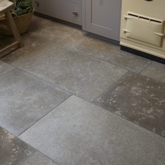 Corfe Limestone Tumbled