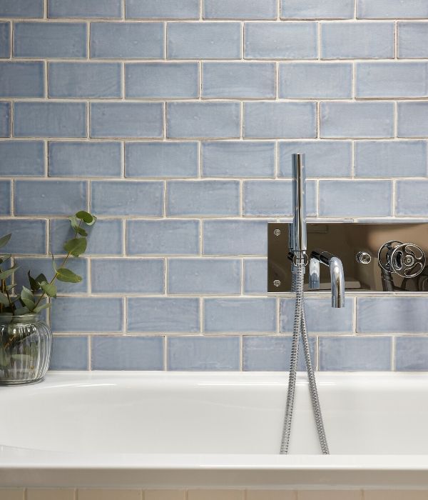 Sky crackle tile