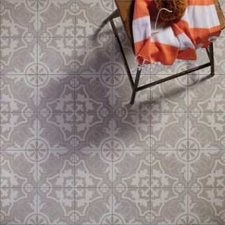 Parisian Chic Lilas