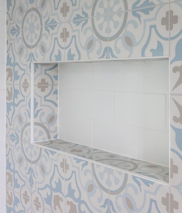 Parisian Chic Porcelain Paix - Image 3