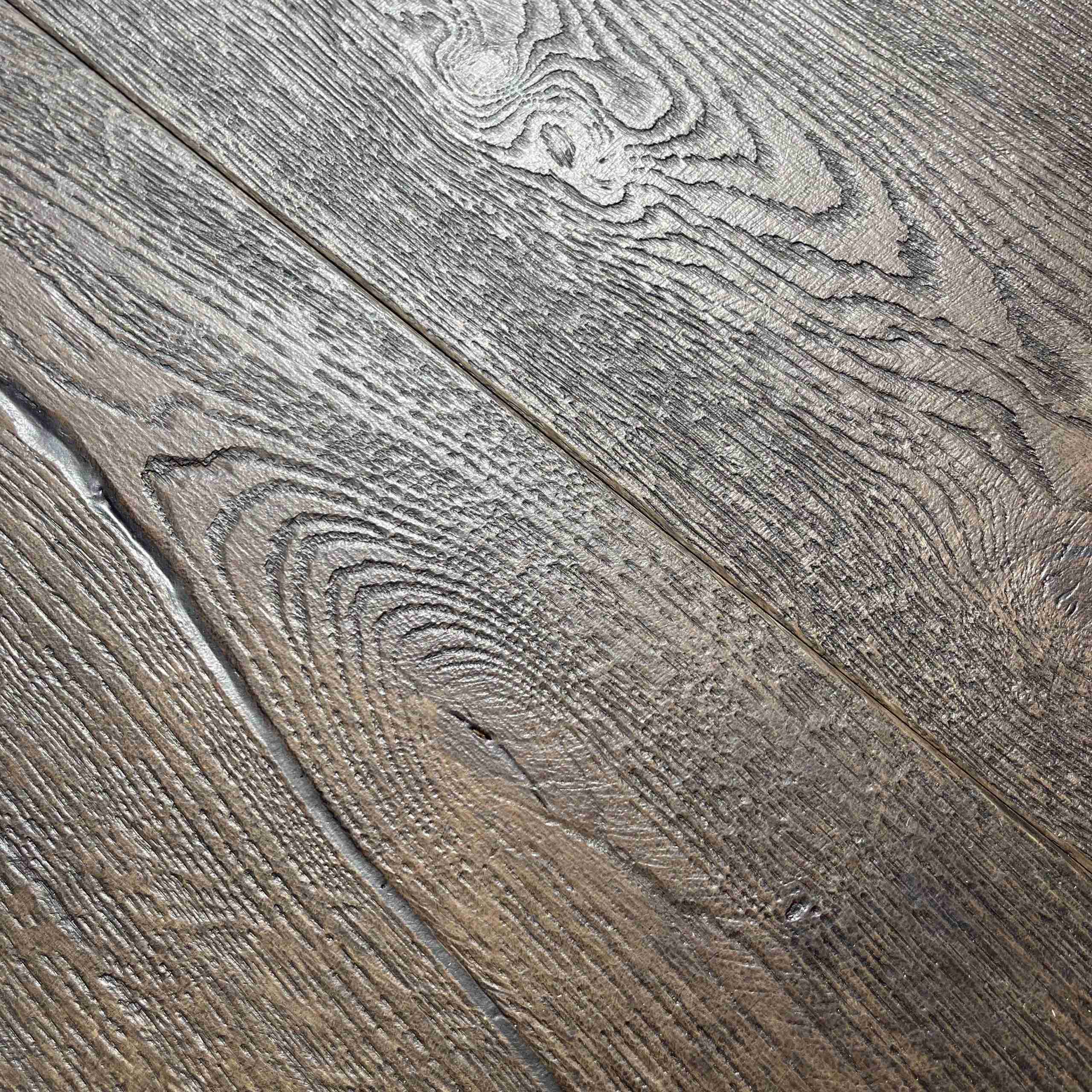 Foncé Aged Oak 220mm wide 15mm - Image 2