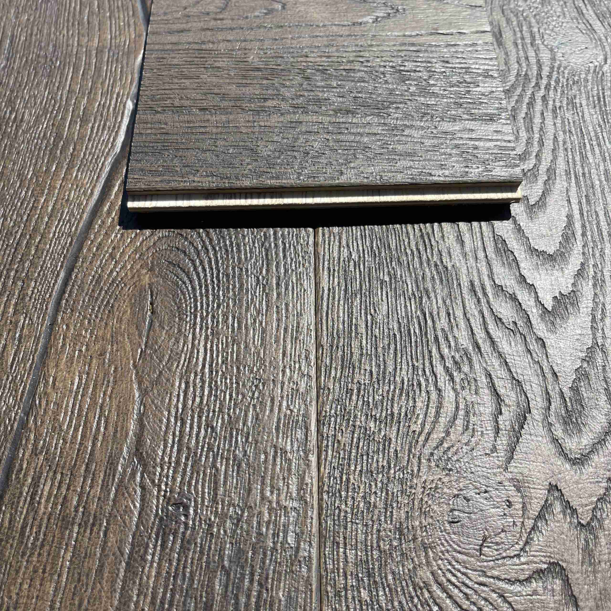 Foncé Aged Oak 220mm wide 15mm - Image 4