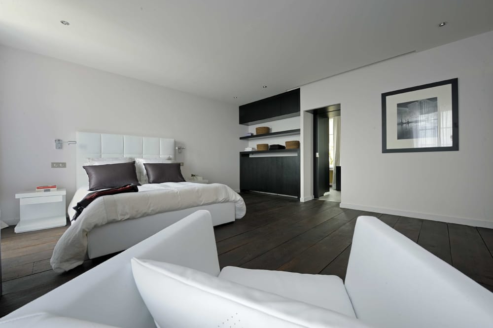 Black Chateaux Oak Engineered 3 widths