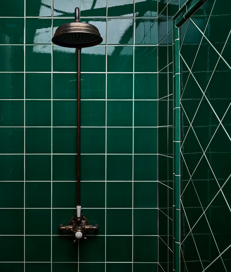 Victorian Style-wall-emerald-green-metro-classic-skirting-dado-11